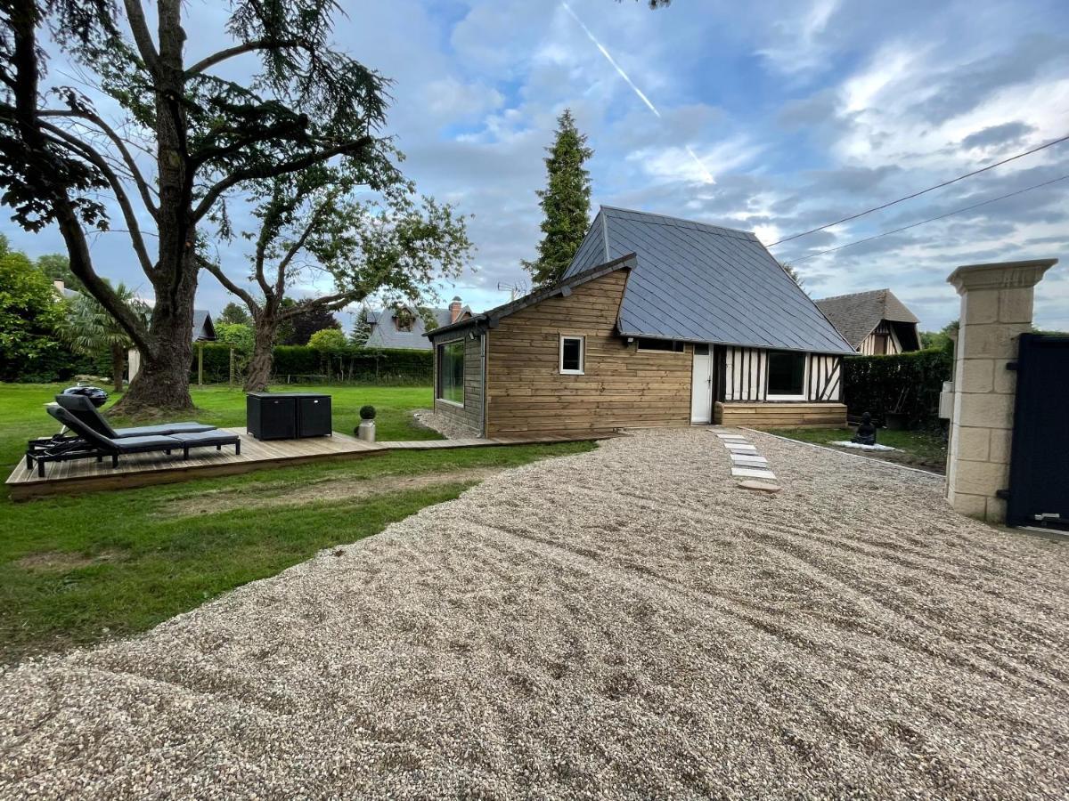 Les Gites De Claire Saint-Gatien-des-Bois Exterior foto